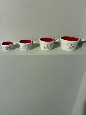 Rae Dunn snowman handle measuring cups
